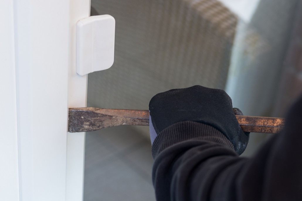 Viele Einbrecher gelangen über Terrassentüren im Erdgeschoss in die Wohnung.